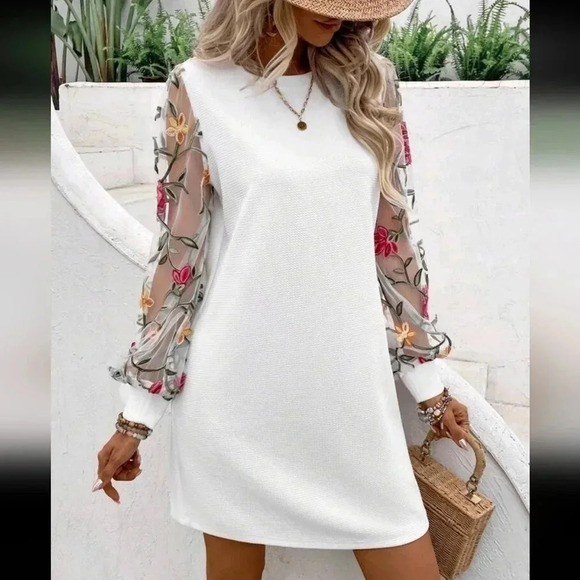 Clasi Holiday Flower Embroidery Mesh Splice Dress - Picture 5 of 10